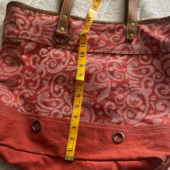 Myra Orange Tote Bag - Picture 4 of 9